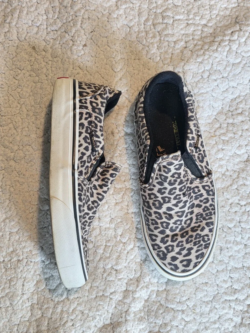 Vans Deluxe Comfort Leopard Print Slip On Shoes Womens Size 6.5 Animal Canvas